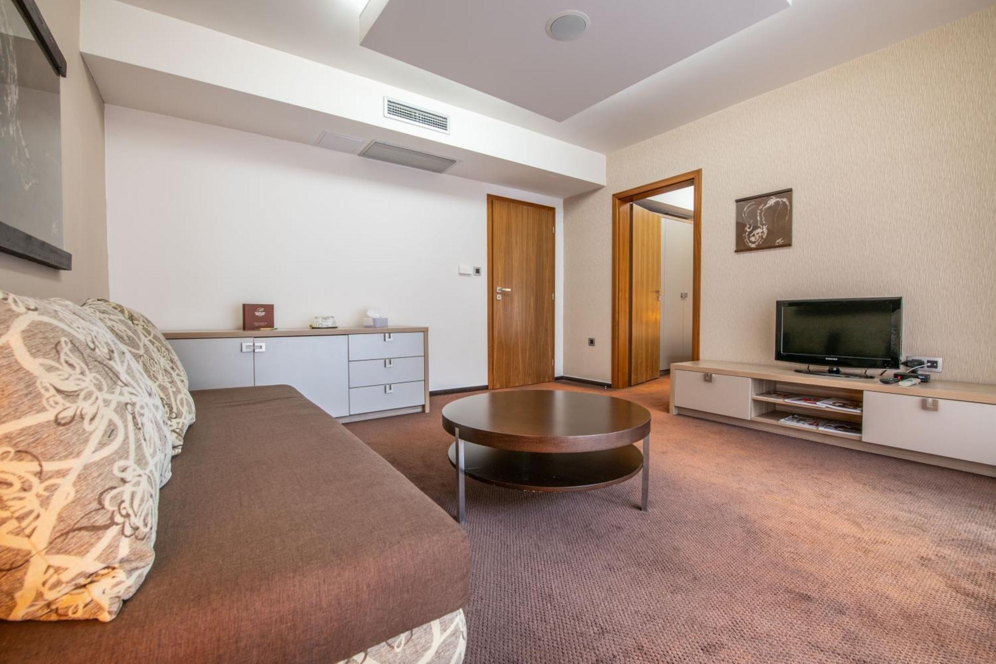 רייקה טפליצה Wellness Hotel Diplomat מראה חיצוני תמונה